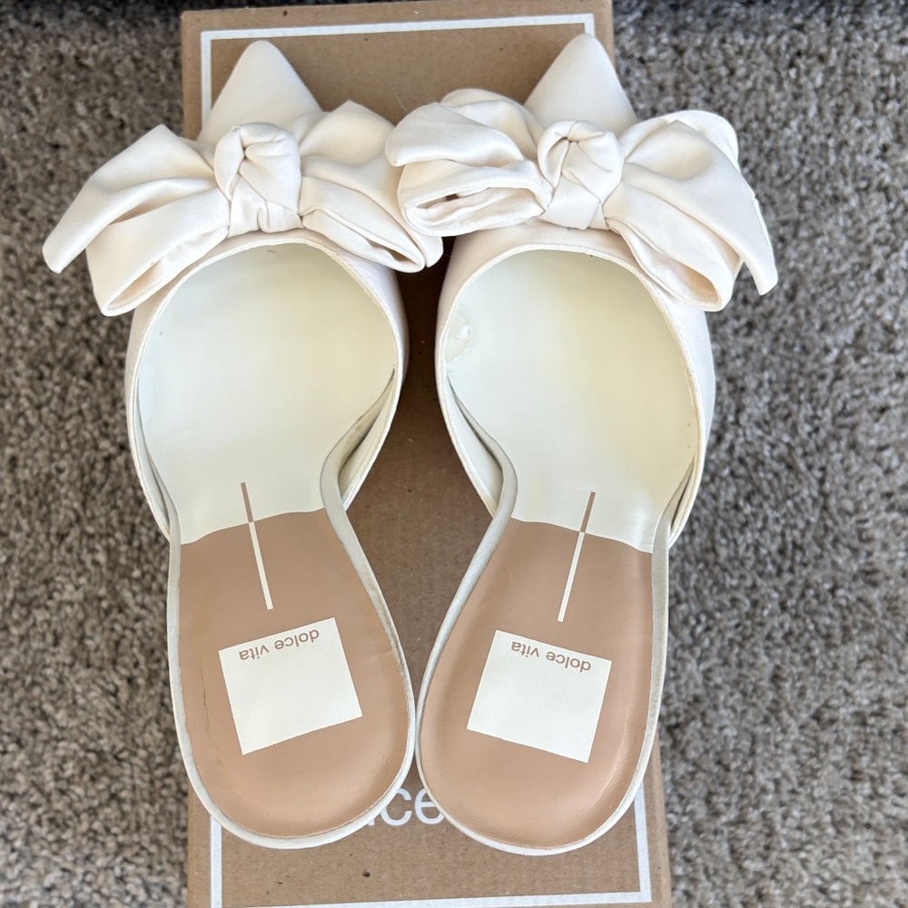 Dolce Vita Kayli Heels - Picture 4 of 7
